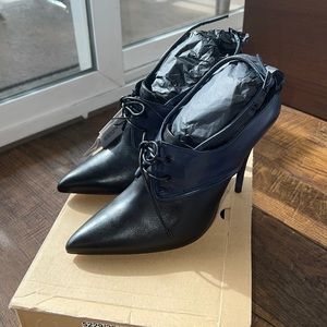Zara booties, black and navy color, size 39,us 8,new not used, Fall/Winter 2017